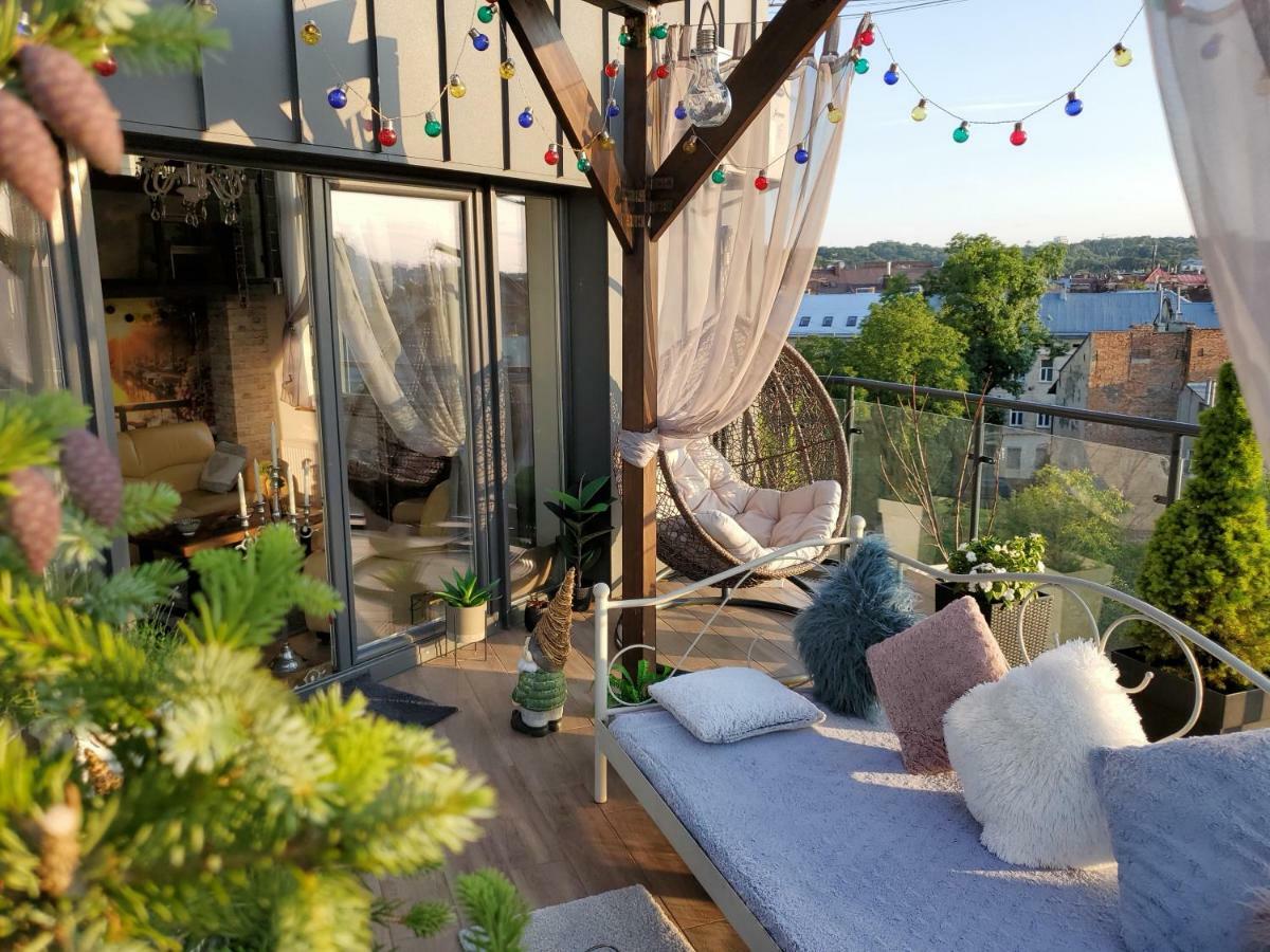 Apart-Terrace On Baker Street Lviv Bagian luar foto
